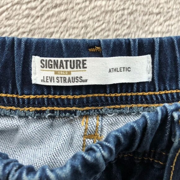 Levis Signature Women Jeans Size 18 Gold Athletic Fit Straight Leg Elastic Waist - Picture 9 of 16